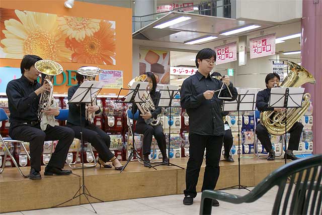 2007年3月3日　千葉大学教育学部付属養護学校　「ふよう春まつり」